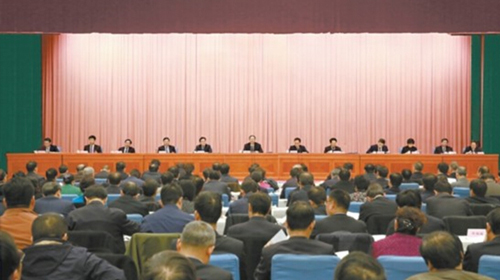 安徽省委经济工作会议在合肥召开