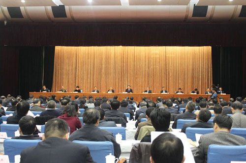 集团公司董事长出席全省经济工作会议