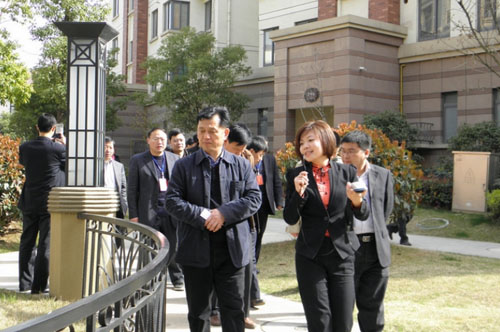 阜阳市房产局各级领导莅临公司参观指导